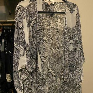 Black & white kimono